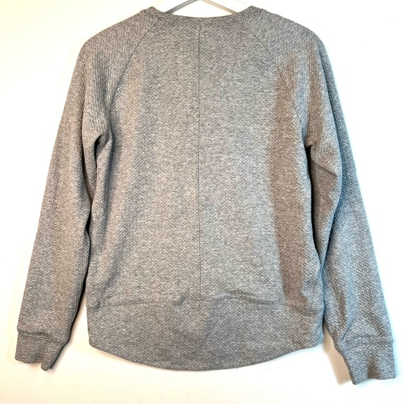 Lululemon Catch A Moment Crew Heathered Core Sweatshirt Light Grey Size 6 - Picture 6 of 13
